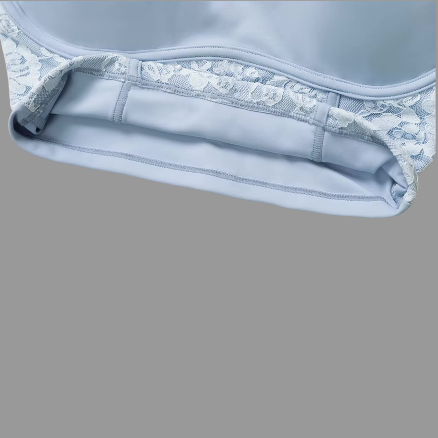 Crop top en dentelle Bleu clair PILATIV